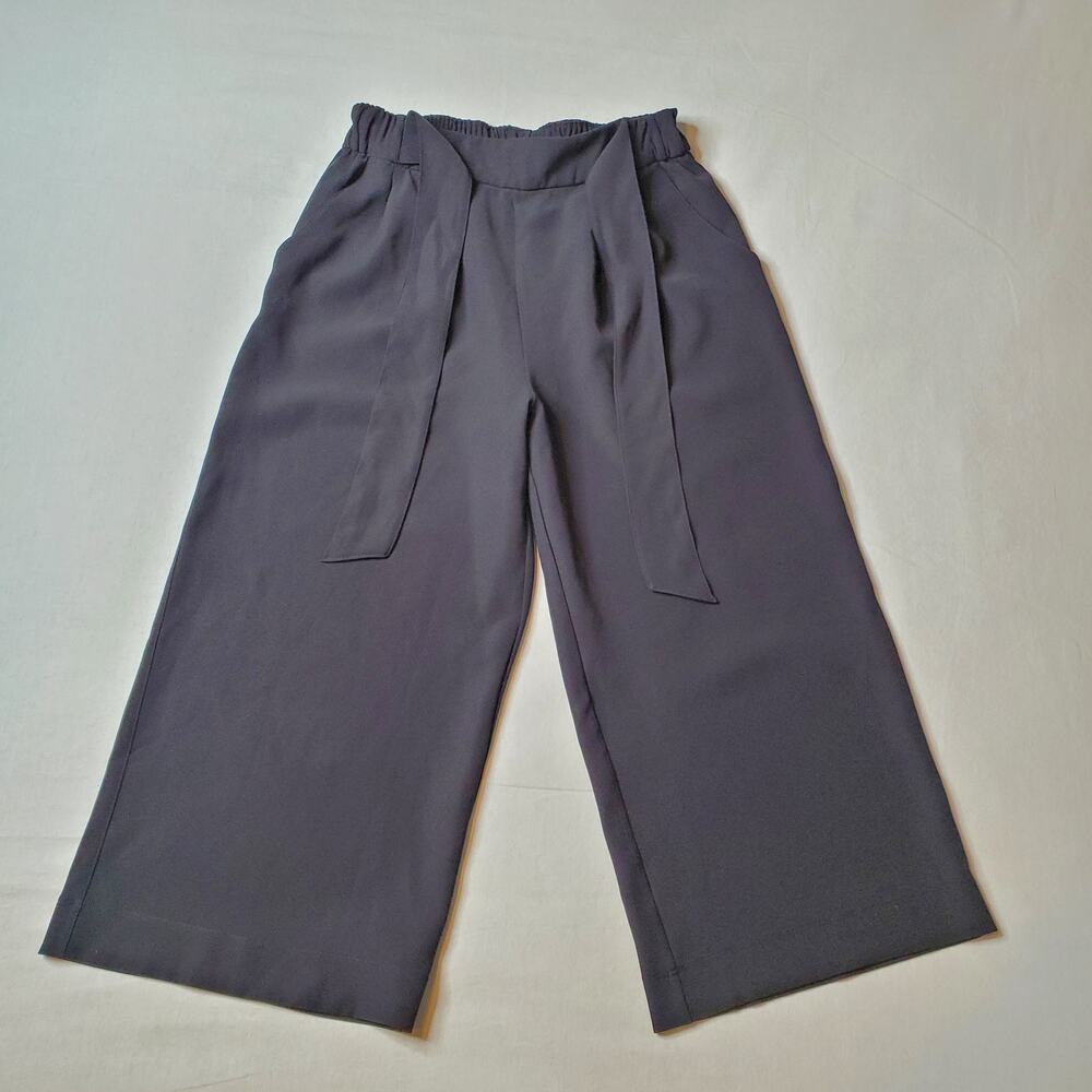 Lululemon Women's Size 6 Noir Wide Leg Crop Black W6AYAS - Picture 4 of 7